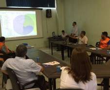 Médico Veterinário do Centro de Controle de Zoonoses explana o mapeamento da região da tríplice fronteira e os municípios da região.