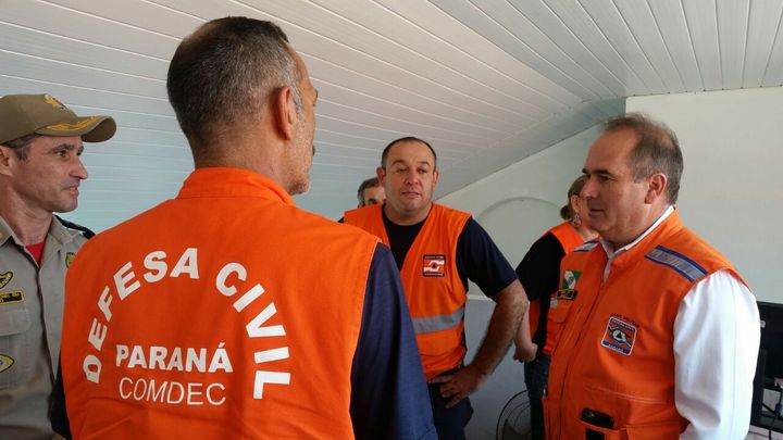 Defesa Civil envia equipes para avaliar situação de Paranaguá