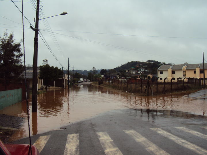 Avenida Prefeito Guiomar Lopes