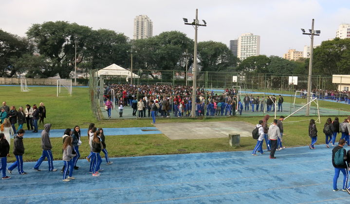 BRIGADA ESCOLAR DA COORDENADORIA ESTADUAL DE PROTEÇÃO E DEFESA CIVIL E COLÉGIO ESTADUAL DO PARANÁ REALIZAM SIMULADO DO PLANO DE ABANDONO.