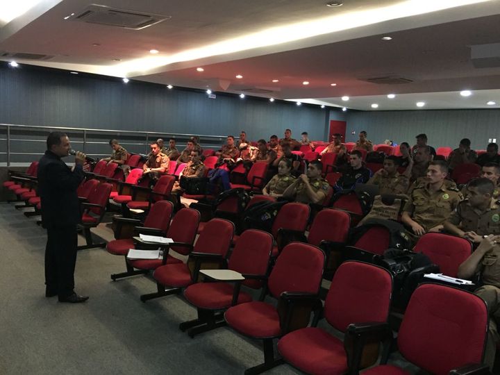CADETES DO CORPO DE BOMBEIROS RECEBEM PALESTRA SOBRE O SISTEMA INFORMATIZADO DE DEFESA CIVIL. CADETES DO CORPO DE BOMBEIROS RECEBEM PALESTRA SOBRE O SISTEMA INFORMATIZADO DE DEFESA CIVIL.