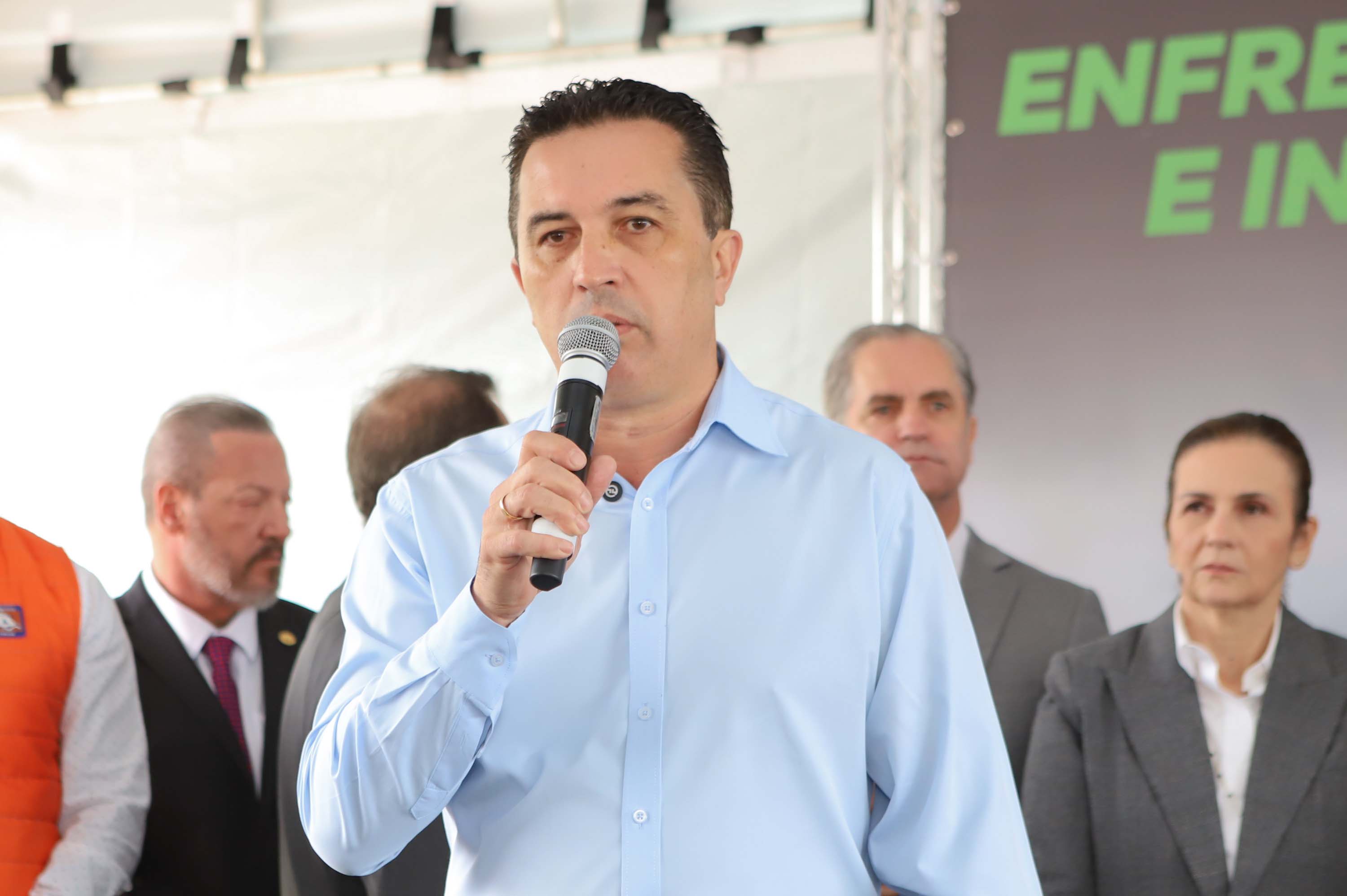 Resposta rápida: Estado entrega equipamentos a 100 municípios para combate a incêndios