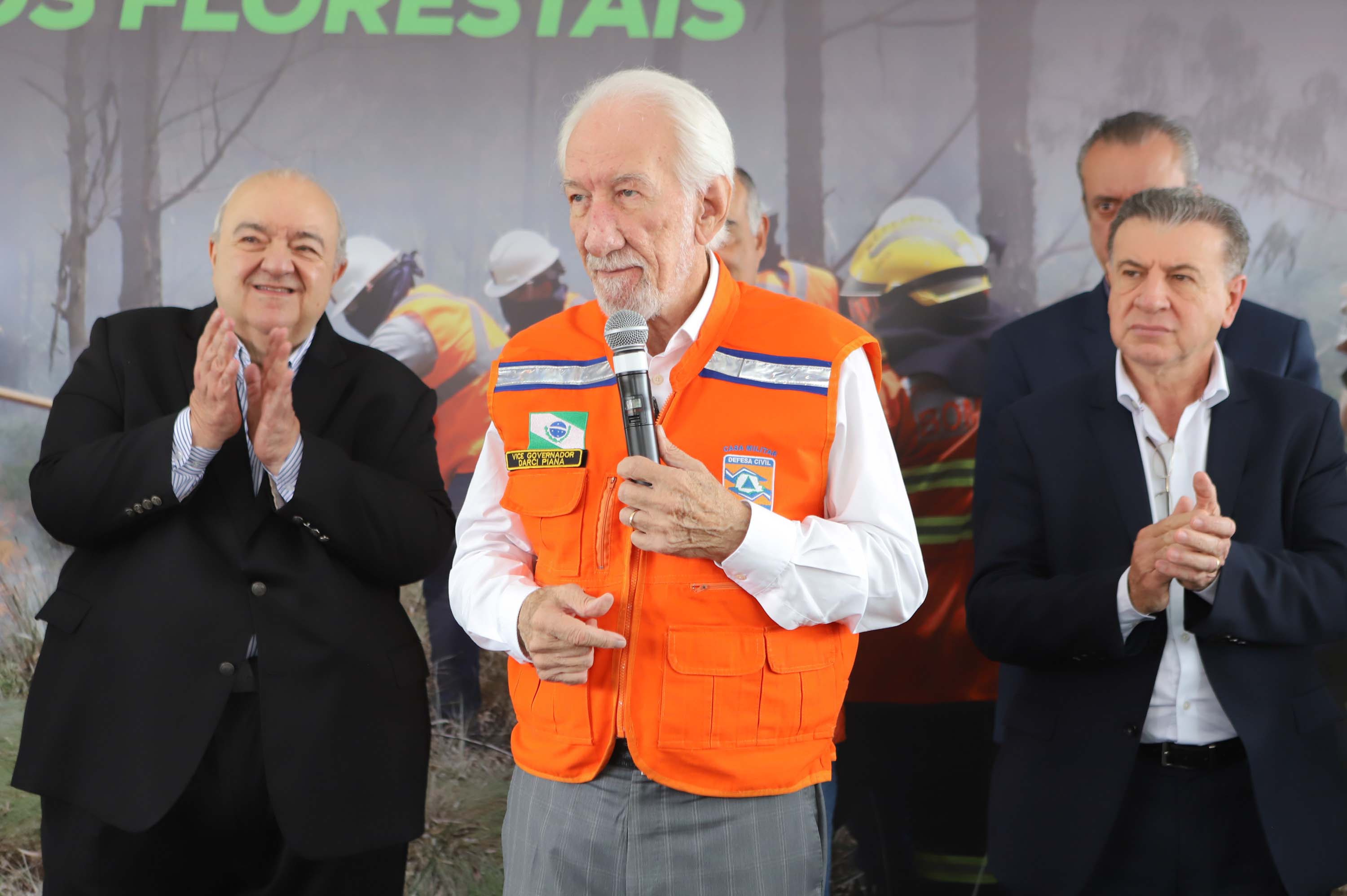 Resposta rápida: Estado entrega equipamentos a 100 municípios para combate a incêndios