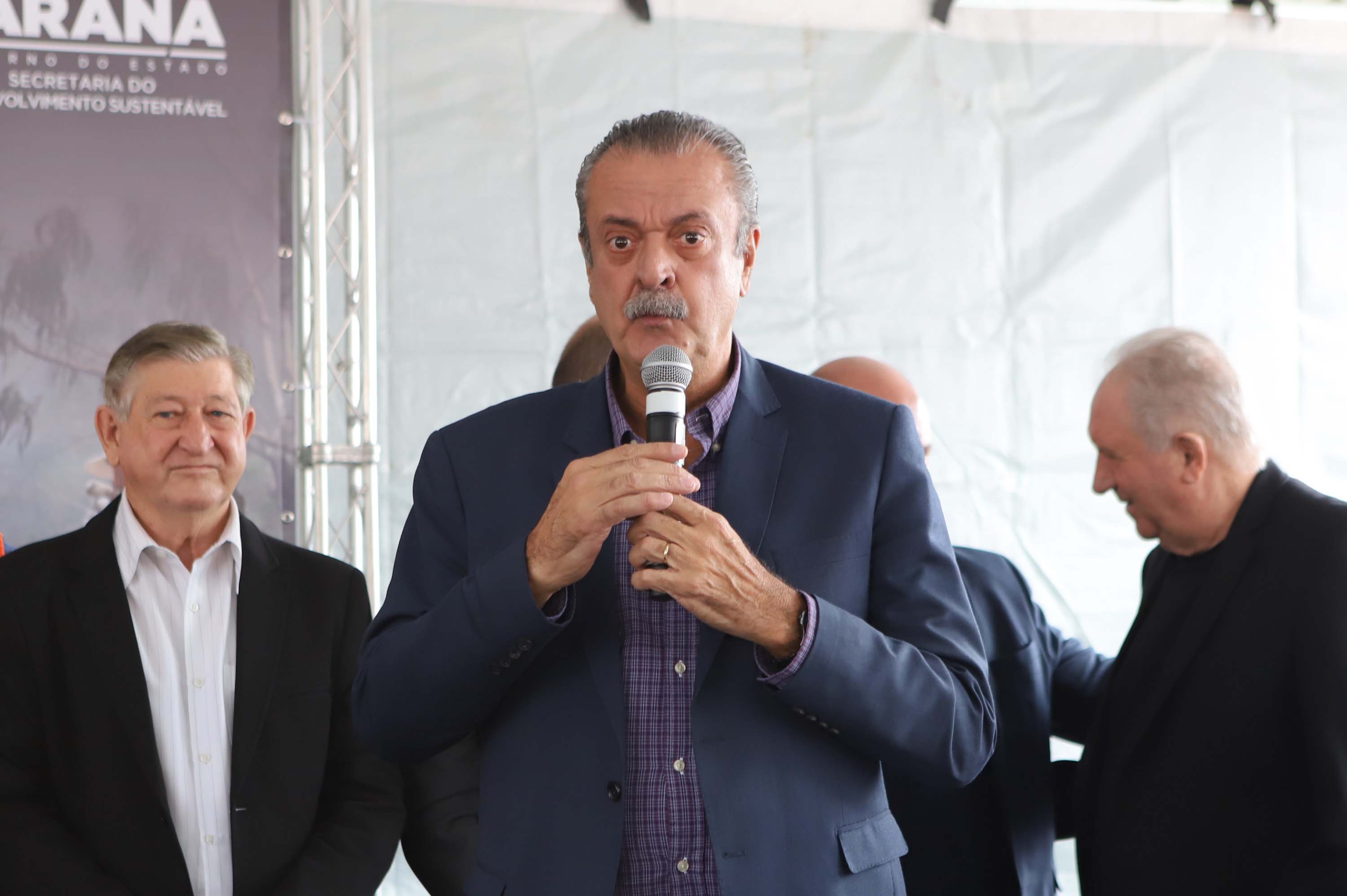 Resposta rápida: Estado entrega equipamentos a 100 municípios para combate a incêndios