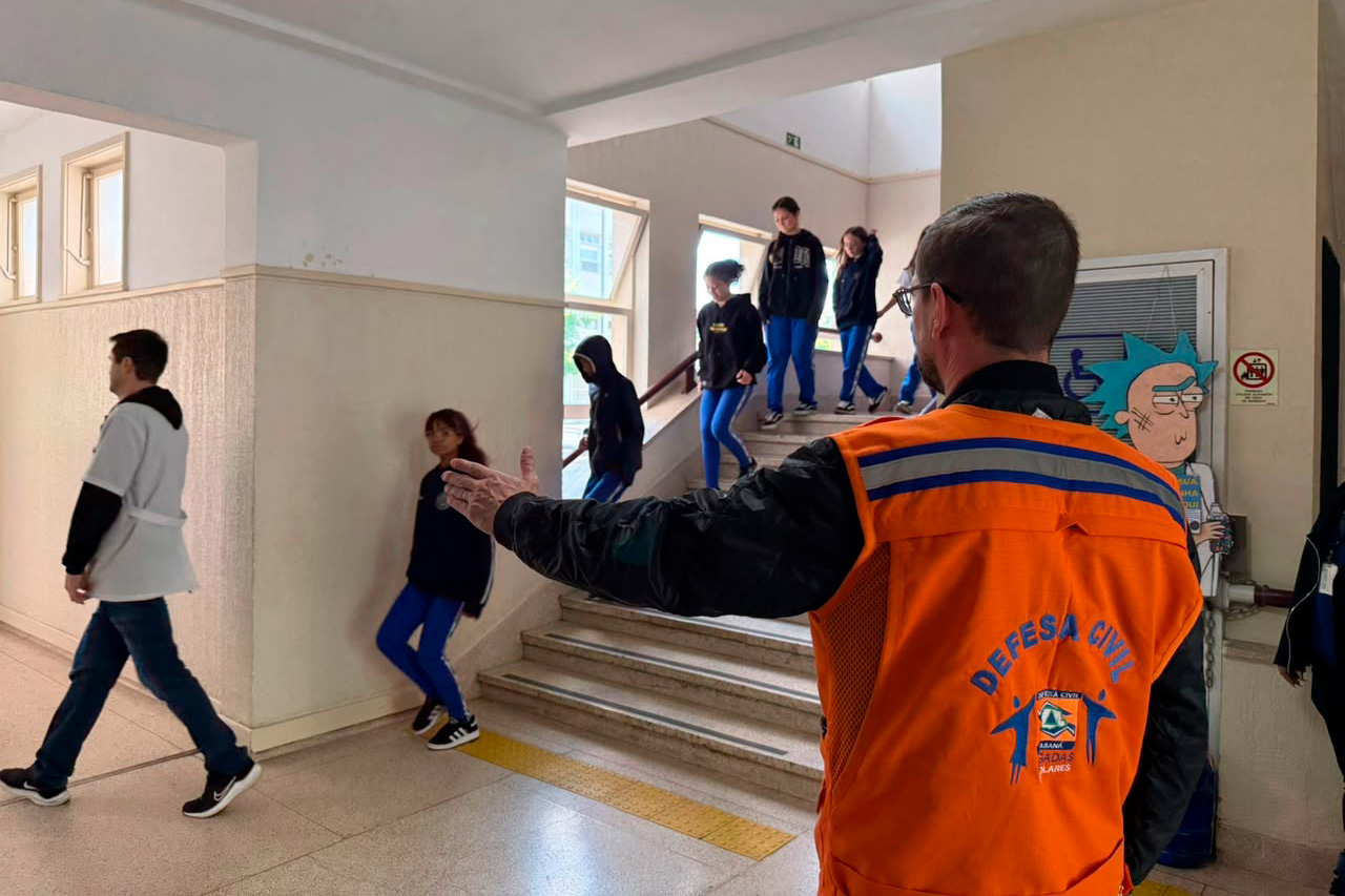 Estado lança guia prático com orientações às escolas em preparação para o El Niño