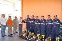No dia 21 de Setembro de 2001 foi entregue pelo Senhor Prefeito Municipal de Cruzeiro do Oeste, com recursos do FUNREBOM – Fundo de Reequipamento do Corpo de Bombeiros, Equipamentos de Proteção Individual, (Capas de combate a incêndio, Capacetes tipo Gallet e Botas tipo Black Diamond) e também materiais de primeiros socorros aos Agentes de Defesa Civil do Posto de Bombeiro Comunitário do município.