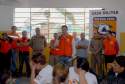 Defesa Civil faz exercício simulado de ação em caso de desastres naturais ou risco iminente de acidentes em Antonina, Litoral do Estado. O exercício simulado de abandono emergencial mobilizou moradores e representantes de órgãos e instituições que precisam agir em conjunto nas situações de emergência. Antonina, 12/11/2011. Foto: José Adair Gomercindo / AENotícias