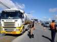 1ª CORPDEC realizou fiscalização preventiva e de orientação no transporte rodoviário de produtos perigosos.