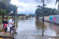 Sobe para 4,2 mil o número de pessoas atingidas pelas chuvas no Litoral e RMC