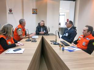 Deputado estadual Coronel Lee visita a Coordenadoria Estadual da Defesa Civil