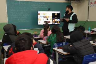 Professor em sala de aula