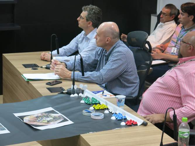 Defesa Civil Estadual prepara gestores da ADAPAR e Ministério da Agricultura para simulado