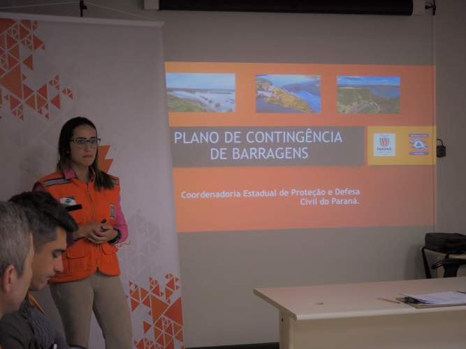 Defesa Civil do Paraná participa de reunião de entrega de Plano de Ação Emergência de Barragem