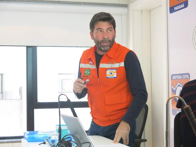 Defesas Civis Municipais recebem capacitação para estruturação do atendimento a emergências