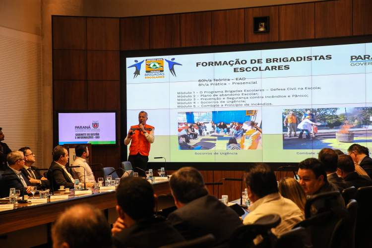 Vídeos da Brigada Escolar ganham audiodescrição e intérprete de Libras