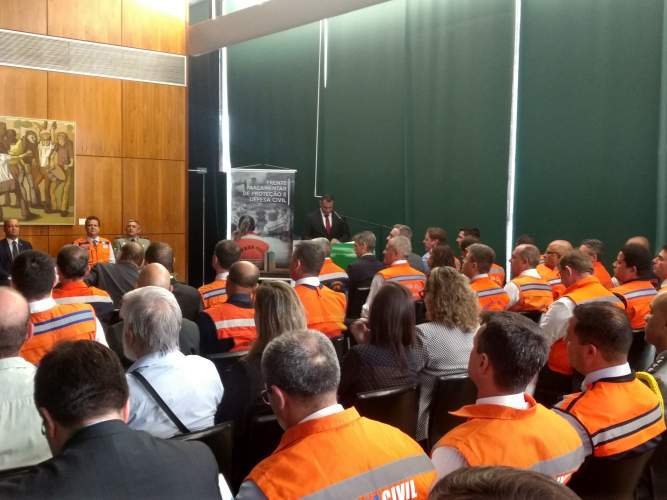 Paraná reforça Frente Parlamentar de Proteção e Defesa Civil