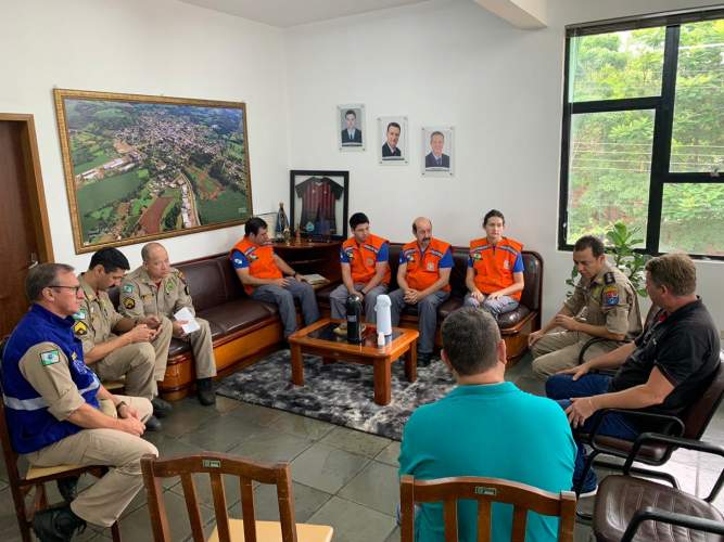 Defesa Civil Estadual disponibiliza equipe de geólogos para prestar apoio no município de Santa Lúcia