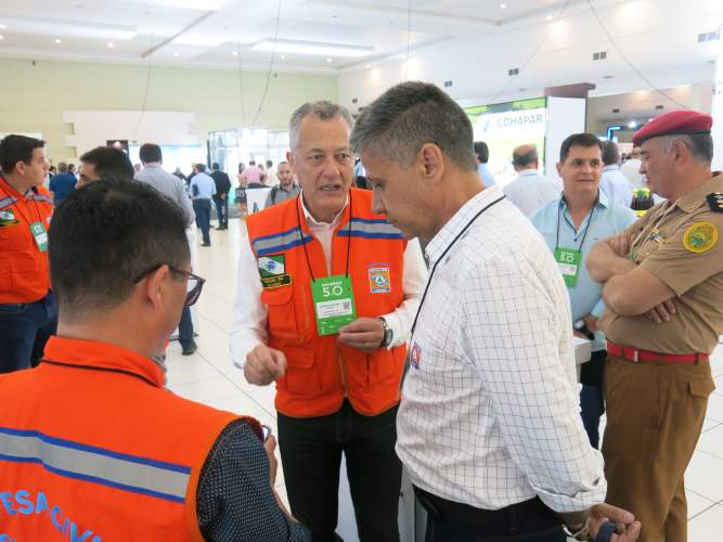 A Defesa Civil do Paraná tem participação no encontro Governo 5.0