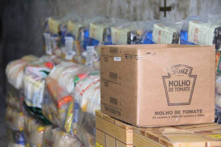 Servidores da Segurança arrecadam mais de 20 toneladas de alimentos