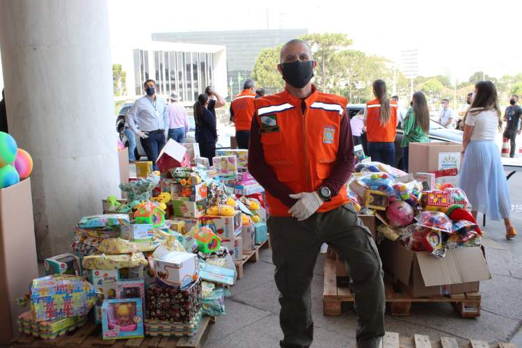 Campanha Paraná Piá vai arrecadar brinquedos para atender crianças afetadas pela pandemia