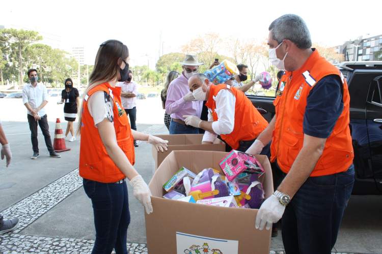 Campanha Paraná Piá vai arrecadar brinquedos para atender crianças afetadas pela pandemia