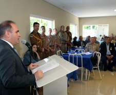 A Coordenadoria Estadual de Proteção e Defesa Civil entregou nesta terça-feira (06), em Curitiba, a Medalha de Defesa Civil Coronel Dario Natan Bezerra a 42 pessoas, entre civis e militares, que contribuíram com as ações em prol da comunidade. A comenda, que homenageia o ex-comandante da 3º Regional de Defesa Civil, morto em 2008, tem o objetivo de agradecer pelos serviços prestados e incentivar que as boas ações de proteção à população sejam mantidas. 