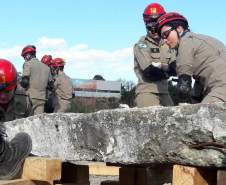 Corpo de Bombeiros realiza curso inédito no Paraná.