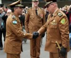 Passagem de Comando do Corpo de Bombeiros conta com a presença do Governador Beto Richa e demais autoridades