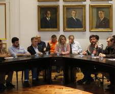 A governadora Cida Borghetti se reúne neste domingo (27), no Palácio Iguaçu, a partir das 16 horas, com representantes do movimento dos caminhoneiros e com empresários do setor de transporte de cargas.Curitiba, 27/05/2018.Foto: Jonas Olibveira/Governadoria