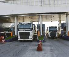 Movimento de caminhões no Pátio de Triagem após o final da greve.