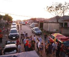 A governadora Cida Borghetti esteve neste sábado (1) em Itaperuçu, na Região Metropolitana de Curitiba. O município foi atingido por um forte temporal no início da tarde desta sexta-feira (30). No local, Cida determinou agilidade das equipes do governo no atendimento às mais de 2.500 pessoas afetadas. A cidade vizinha, Rio Branco do Sul, também foi atingida.  -  Itaperuçu, 01/12/2018  - Foto: José Fernando Ogura/ANPr