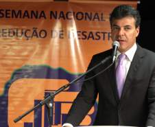 Governador libera recursos para ampliar prevenção contra desastres no Litoral