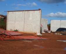 Fortes ventos trouxeram prejuízos na cidade de Marilêndia do Sul.