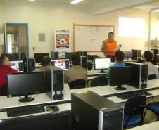 TREINAMENTO SOBRE SISDC EM JACAREZINHO.