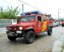 Defesa Civil faz exercício simulado de ação em caso de desastres naturais ou risco iminente de acidentes em Antonina, Litoral do Estado. O exercício simulado de abandono emergencial mobilizou moradores e representantes de órgãos e instituições que precisam agir em conjunto nas situações de emergência. Antonina, 12/11/2011. Foto: José Adair Gomercindo / AENotícias