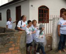 Defesa Civil faz exercício simulado de ação em caso de desastres naturais ou risco iminente de acidentes em Antonina, Litoral do Estado. O exercício simulado de abandono emergencial mobilizou moradores e representantes de órgãos e instituições que precisam agir em conjunto nas situações de emergência.Antonina, 12/11/2011.Foto: José Adair Gomercindo / AENotícias
