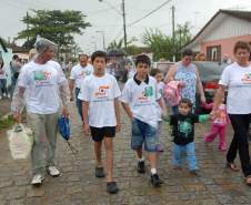Defesa Civil faz exercício simulado de ação em caso de desastres naturais ou risco iminente de acidentes em Antonina, Litoral do Estado. O exercício simulado de abandono emergencial mobilizou moradores e representantes de órgãos e instituições que precisam agir em conjunto nas situações de emergência.Antonina, 12/11/2011.Foto: José Adair Gomercindo / AENotícias