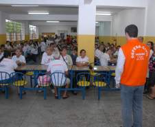 Defesa Civil faz exercício simulado de ação em caso de desastres naturais ou risco iminente de acidentes em Antonina, Litoral do Estado. O exercício simulado de abandono emergencial mobilizou moradores e representantes de órgãos e instituições que precisam agir em conjunto nas situações de emergência. Antonina, 12/11/2011.Foto: José Adair Gomercindo / AENotícias
