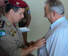 Entrega da Medalha Carlos Cavalcanti ao Prefeito de Pato Branco.