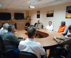 5ª COREDEC  realiza reunião com a COMDEC/Prefeitura, Copel e GVT, afim elaborar um protocolo de atendimento aos desastres naturais na cidade de Maringá.