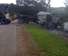 Acidente durante o Transporte de Produto Perigoso em Sengés