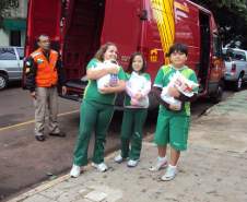 campanha do agasalho 2012.