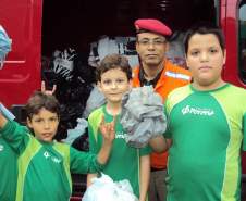 campanha do agasalho 2012.