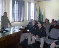 
	Na data de 12 de Junho 2012, na Sede do 2º GB em Ponta Grossa, realizou-se uma  Instrução aos Comandantes de SGB/SB e  Supervisores dos PBC, com a finalidade de orientá-los a dar assistência aos Coordenadores Municipais de Defesa Civil  no preenchimento de documentos no Sistema de Defesa Civil (SISDC)