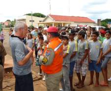 15ª Coordenadoria Regional de Defesa Civil participa de simulação de evacuação de prédio escolar no município de Mariluz-PR.