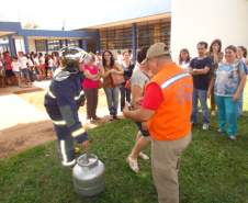 A 15ª Coordenadoria Regional de Proteção e Defesa Civil – 6º Subgrupamento de Bombeiros Independente realizou no dia 14 de novembro o curso de Capacitação de Brigada Escolar na Escola Estadual Rachel de Queiroz município de Ivaté. 