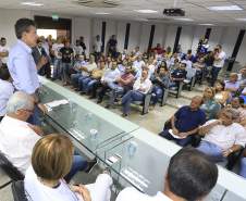 O governador Beto Richa participou nesta sexta-feira (22), em Paranaguá, da solenidade de liberação de R$ 4 milhões para o combate à dengue no Litoral. Os recursos são oriundos de um acordo judicial entre a Administração dos Portos de Paranaguá e Antonina (Appa) e o Ministério Público Federal e foram repassados ao fundo de Saúde de Paranaguá. 