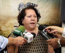 A Secretaria de Estado da Saúde apresentou nesta sexta-feira (5) a nova tecnologia utilizada pelo Laboratório Central do Estado (Lacen-PR) para o diagnóstico simultâneo de dengue, zika e chikungunya. Pioneiro no país, o Teste para Diagnóstico Molecular de Arboviroses Metodologia Multiplex, em uso desde o dia 3 de fevereiro, amplia a capacidade de análise do Lacen de 60 para 1.400 exames semanais. 