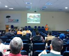 No dia 10 de junho de 2016 à tarde, a 3ª Coordenadoria Regional de Proteção e Defesa Civil (3ª CORPDEC) participou de evento que integrou 32ª Semana de Geografia da Universidade Estadual de Londrina
