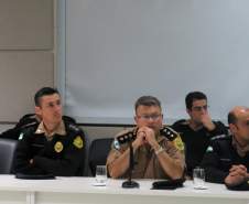 Na tarde da última quarta-feira (15/06) o Coordenador Executivo de Proteção e Defesa Civil, Ten.-Cel. Edemilson de Barros, ministrou uma palestra sobre a metodologia de Defesa Civil para os militares do Curso de Aperfeiçoamento de Oficiais (CAO) da Polícia Militar do Paraná.
